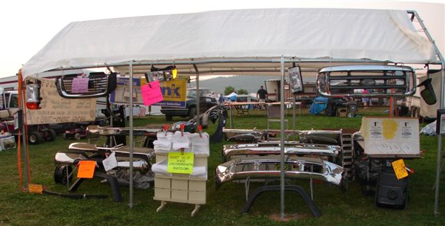 Richners at Penns Cave antique machinery and car show